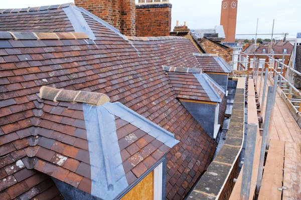 Artisan couvreur intervention toiture express Sainte-Foy